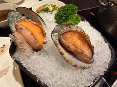 鲜鲍鱼-鲜入唯煮·港式海鲜牛肉火锅(金宝街店)