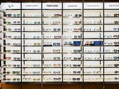 -LensCrafters亮视点·OAKLEY精选(静安嘉里中心店)