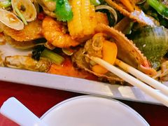 -鑫渔港海鲜本地菜·山海关浑锅(东戴河店)