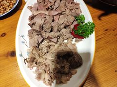 -大宝全猪馆(南京路店)