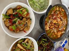 -红色湘菜馆(春风店)