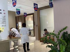 -柏乐口腔医院·舒适化无痛种植牙中心(东盟商务区院)