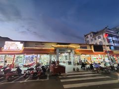 -霞涌市场海鲜摆卖区
