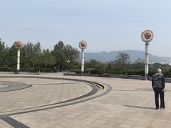 -滨河世纪广场公园