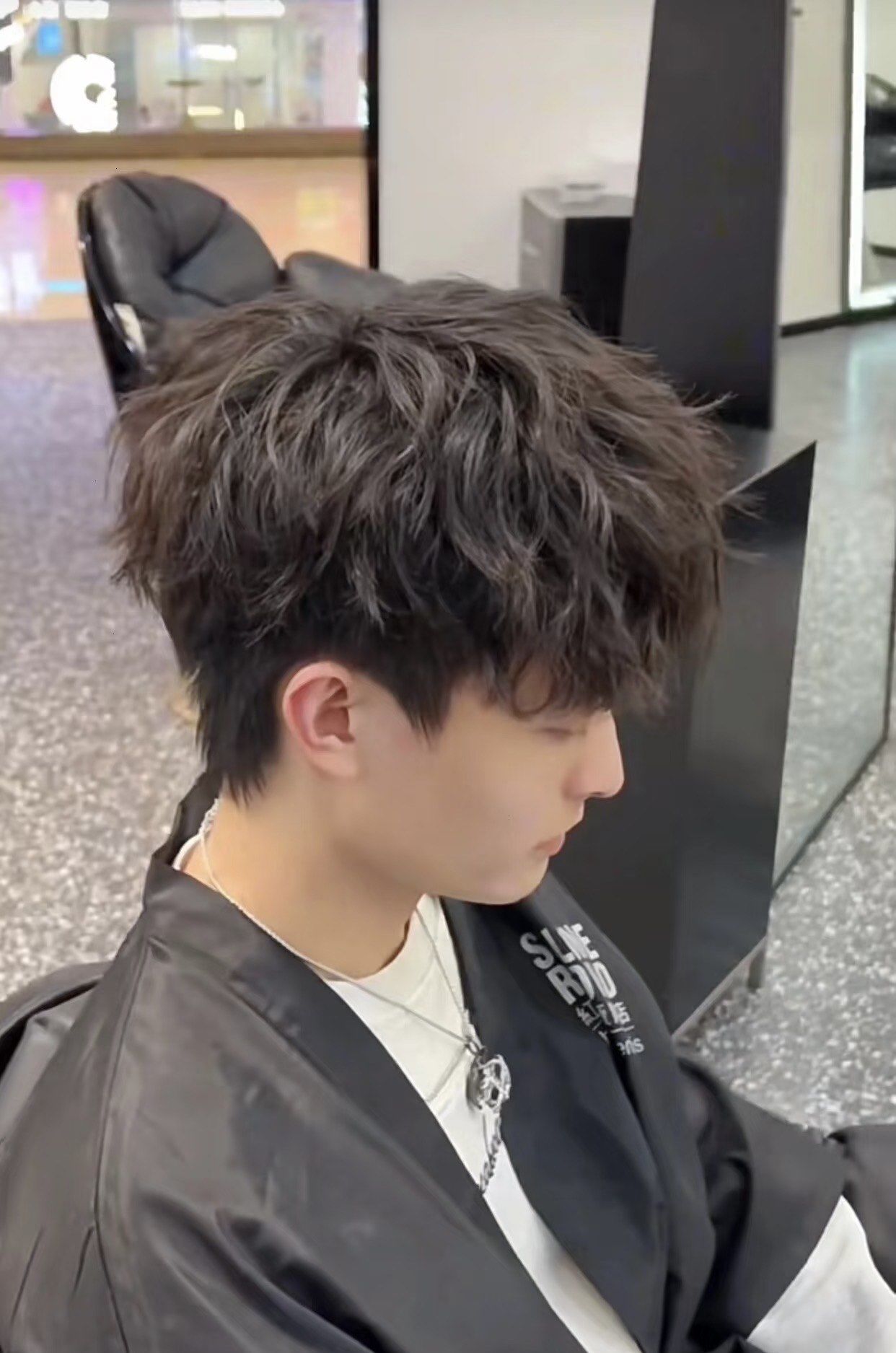 男生束状纹理烫发