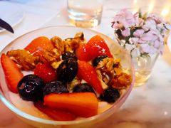 野莓核桃蜂蜜希腊酸奶-The Rug Cafe(王府中环店)