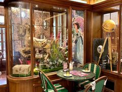 -秘密旅行Bonjour(黑金冠 江南西店)