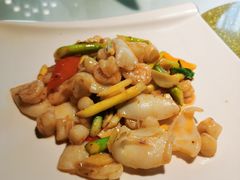 -姜君·千岛湖鱼头馆(浦东大道店)