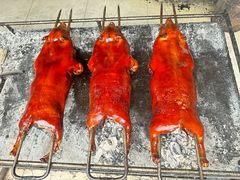 -黄记四更烤乳猪店