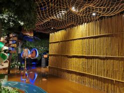 -奇幻丛林(佛罗伦萨小镇店)