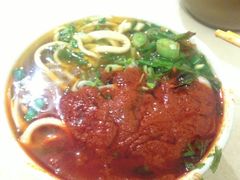 五哈，二细-清真·马安军辣子牛肉面