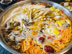 鲜美山珍土鸡菌汤锅-菌极鲜野生菌火锅店(阳明祠店)