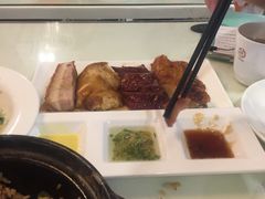 -新大咀港式茶餐厅(宝山万达店)