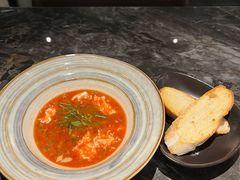 夏日番茄冷汤-LESCEDARS Brasserie Bistro香柏树