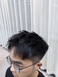 -88潮牌造型烫发·染发