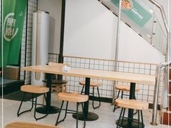 -蒙自源米线大王(江南西路店)