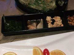 -何师烧烤·香辣蟹·川菜·30年老品牌(太古里旗舰店)