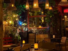 -城墙外BAR
