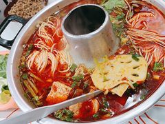 -碰湘地·鲜切牛肉麻辣烫(新世纪家园店)