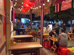 -有红鸡毛店·砂锅菜(抚琴夜市店)