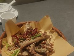 干煸刁子鱼-俏立方·15年新楚菜