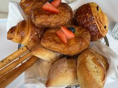 -AZUR聚(香格里拉饭店)