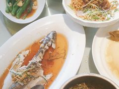 -沪华海鲜大酒楼(南汇店)