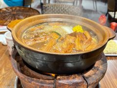 -阿润打边炉·鲜切鸡煲(华漕店)