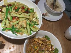 -费大厨辣椒炒肉(万家丽一店)