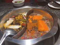 牛油鸳鸯锅-重庆大队长火锅(凤城八路店)