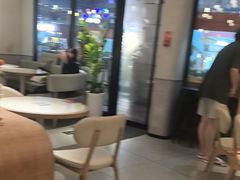 -必胜客(阿罗海店)