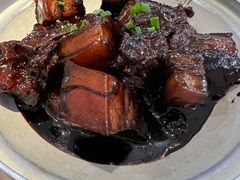 红烧肉-八张桌子(老店)