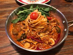 牛肉辣油意面-I HOLIC艾豪丽披萨(KKone店)