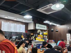 -何太太馄饨面铺(大浒东苑店)