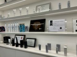 -JNK皮肤管理中心