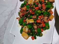 鲜椒米椒兔-上上瓷·艺境川菜(IFS旗舰店)