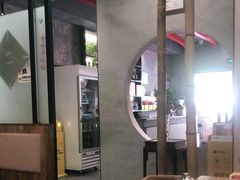 大堂-叶派龙虾•招牌香辣蟹·海鲜(中海国际店)