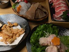 -湊湊火锅·茶憩(杭州湖滨银泰in77店)