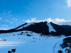 -丝绸之路山地度假区滑雪场