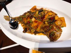 家焖黄鱼-杭州西子湖四季酒店·金沙厅