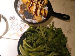 茼蒿-哥老官重庆美蛙鱼头(宝山龙湖店)
