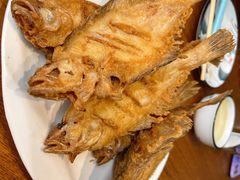 炸偏口鱼-方城小吃店