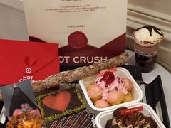 -HOT CRUSH趁热集合·现烤面包(上海环球港店)