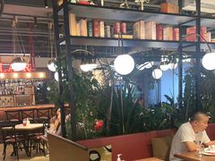 -弗兰克牛排西餐厅 Galla R By Ribone(上海首店)