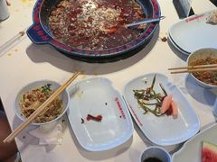 -何师傅美蛙鱼头(汉街店)
