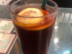 招牌港式柠檬茶-港爺茶檔·茶餐厅(东晓南路店)