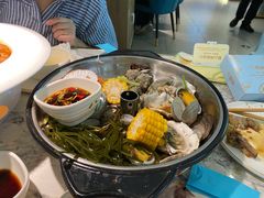 蒸汽海鲜全家福-悦海·家宴·冰花皮皮虾大锅贴(宝龙店)