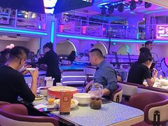 -巴特餐饮6加1音乐餐吧·新疆菜