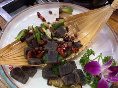 -亮欢寨(凯里总店)