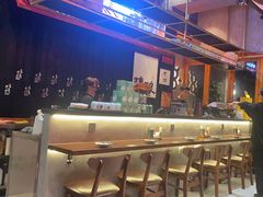 -8PINTS八品脱·日料·烧鸟·精酿小酒馆(莘庄店)